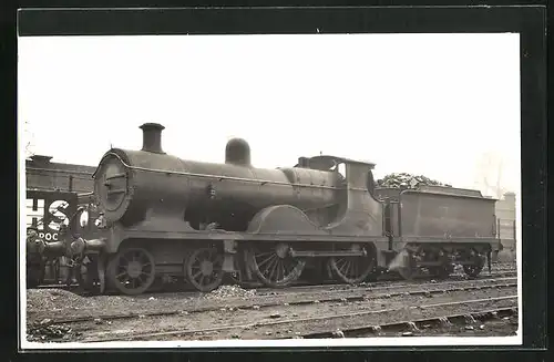 AK Lokomotive im Güterbahnhof, SE & C Rly., englische Eisenbahn