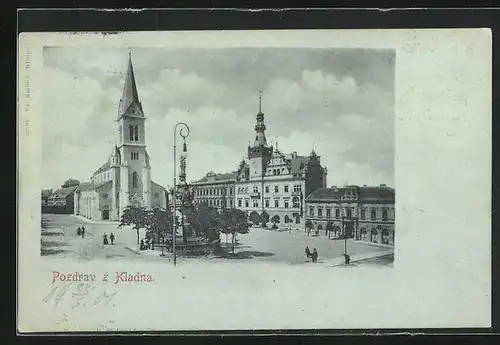 Mondschein-AK Kladno, Hauptplatz mit Kirche, Pestsäule und Rathaus