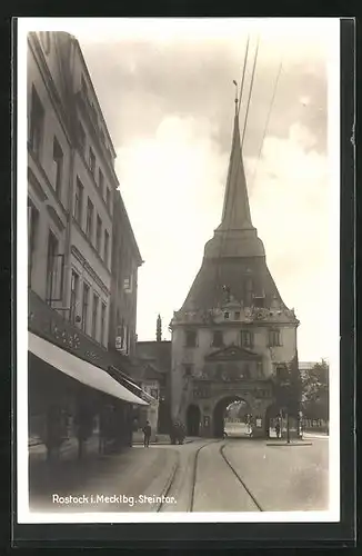 AK Rostock, Strassenpartie am Steinthor