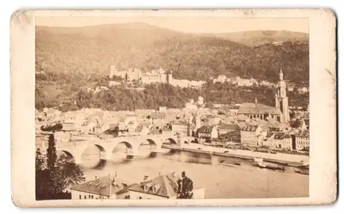 Fotografie Franz Richard, Heidelberg, Ansicht Heidelberg, Blick auf die Stadt mit Brücke