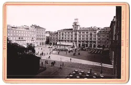 Fotografie Römmler & Jonas, Dresden, Ansicht Trieste, Piazza Grande e Municipio, Grosser Platz und Rathaus