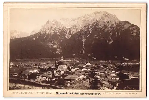 Fotografie Atelier Tirol, Innsbruck, Ansicht Mittenwald, Ortspartie mit Karwendelgebirge