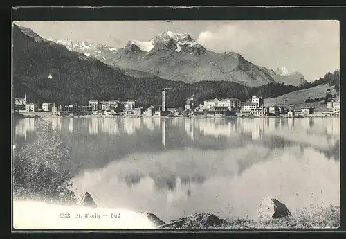AK St. Moritz-Bad, Blick auf Stadt von See aus mit Bergen im Hintergrund