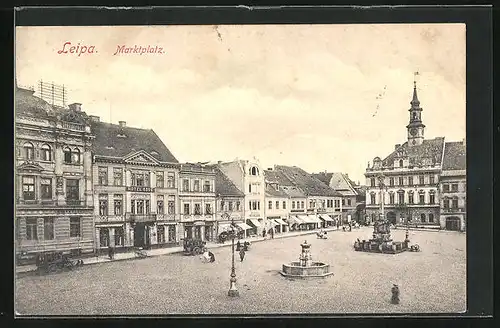 AK Leipa / Ceska Lipa, Blick auf den Marktplatz mit Hotel Ross