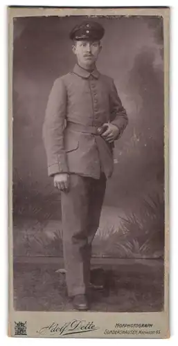 Fotografie Adolf Dette, Sondershausen, Marienstr. 65, Portrait junger Soldat Walter in Feldgrau Uniform