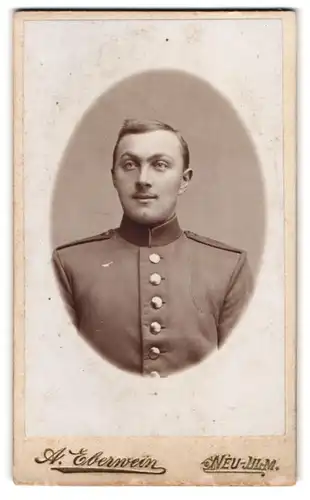 Fotografie A. Eberwein, Neu-Ulm, Bahnhofstr., Portrait Soldat in Uniform Rgt. 12