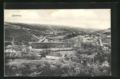 AK Zakolany, Ortsansicht mit Hügellandschaft