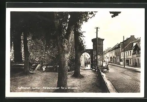 AK Lychen, Fürstenberger Tor und Strasse