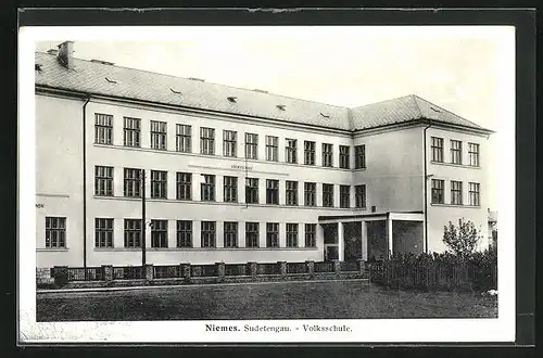 AK Niemes /Sudetengau, Volksschule