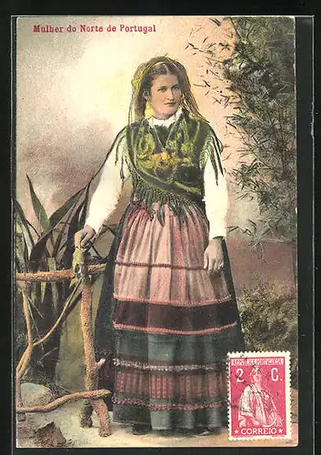 AK Mulher do Norte, portugiesische Tracht