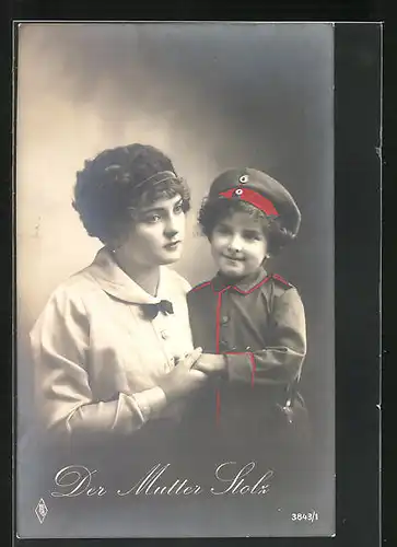 AK Kleiner Soldat mit seiner Mutter, Kinder Kriegspropaganda