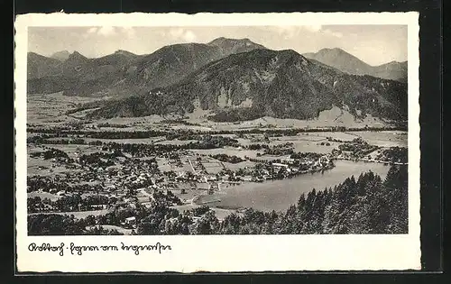 AK Rottach-Egern, Panorama mit Ortschaft und Bergkulisse