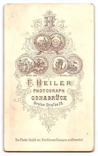 Fotografie F. Heiler, Osnabrück, Grosse Strasse 28, Junges Fräulein mit zurückgebundem Haar