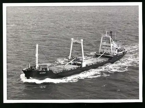 Fotografie Frachtschiff Sigrid auf hoher See