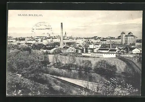 AK Jung Bunzlau / Mlada Boleslav, Ortsansicht mit Schornstein