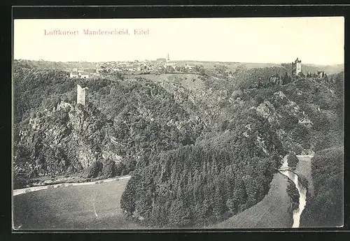 AK Manderscheid /Eifel, Totalansicht mit Ruine