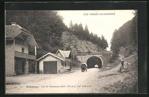 AK Bussang, Kutsche passiert Tunnel