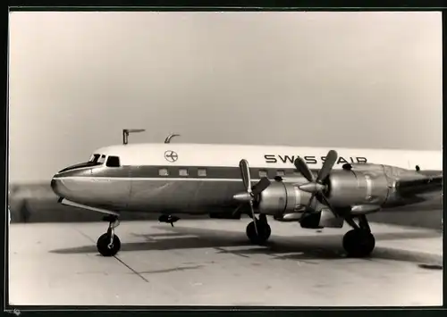 Fotografie Modellbau, Flugzeug Douglas DC-7 der Swiss Air