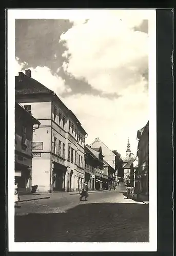 AK Leipa / Ceska Lipa, Strasse im Stadtkern