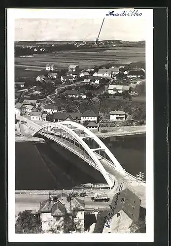 AK Stechovice n. Vlt., Brücke aus der Vogelschau, Hradistko