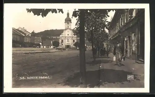 AK Radnice, Namesti