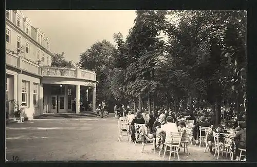 AK Konstantinbad, Terrasse des Kurhauses