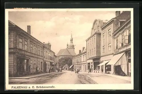 AK Falkenau a. E., Brückenstrasse gegen Kirche