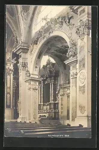 AK Neustift, Inneres der Kirche