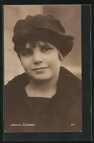 AK Schauspieler Jackie Coogan mit Mütze