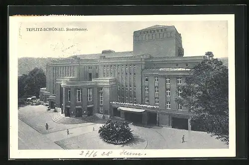 AK Teplitz Schönau / Teplice, Blick auf das Stadttheater