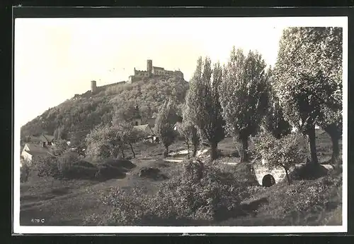 AK Hrad Bezdez, auf den Wiesen unter der Burgruine Bösig