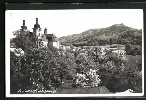 AK Haindorf / Hejnice, Anlagen neben der Klosterkirche, Blick auf die Wohnhäuser