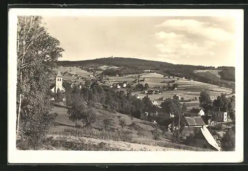 AK Nova Ves, Cerna Studnice u Jablonce n.N., Blick von der Kirche auf die Siedlung im Tal