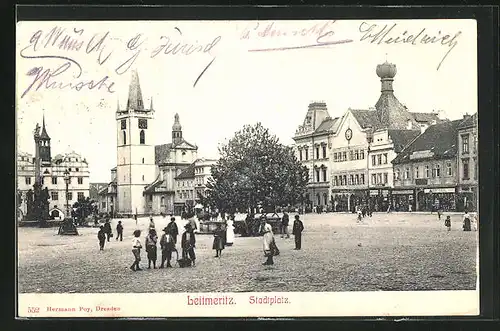 AK Leitmeritz / Litomerice, Kinder spielen mit einem Reifen auf dem Stadtplatz
