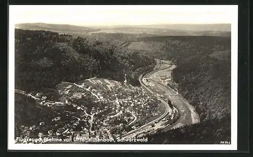 AK Unterreichenbach / Schwarzwald, Totalansicht vom Flugzeug aus