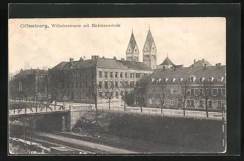 AK Offenburg, Wilhelmstrasse mit Mädchenschule