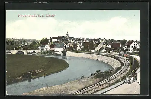 AK Neuenstadt a. d. Linde, Uferpartie mit Brücke