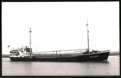 Fotografie Frachtschiff Keyser in Fahrt