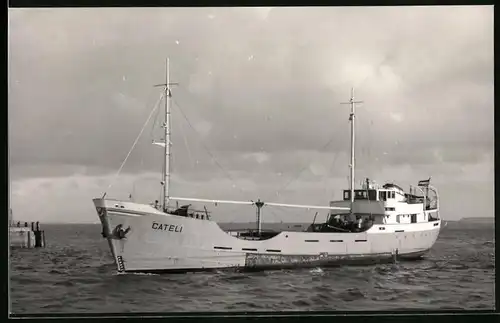 Fotografie Frachtschiff Cateli in Fahrt