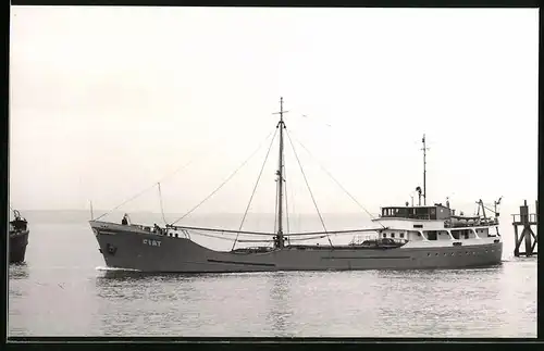 Fotografie Frachtschiff Fiat in Fahrt