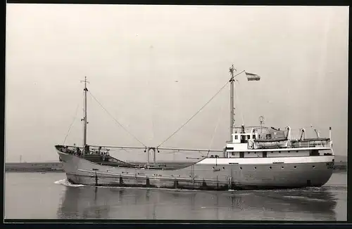 Fotografie Frachtschiff Mutatie in Fahrt