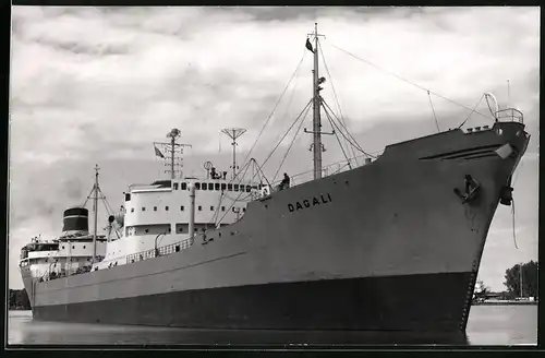 Fotografie Frachtschiff Dagali am Hafen