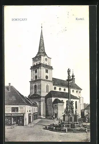 AK Rokycany, Kirchplatz mit Denkmal