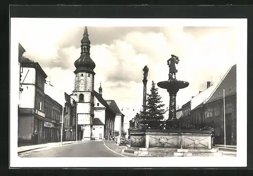 AK Sokolov, Brunnen an der Kirche