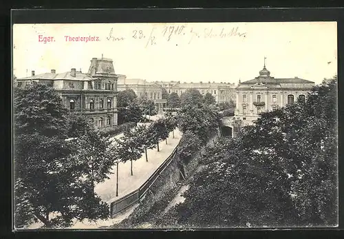 AK Eger, Strassenpartie am Theaterplatz