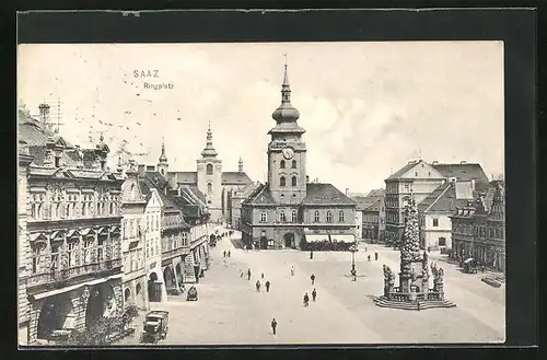 AK Saaz, Ringplatz mit Geschäften und Rathaus