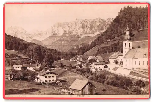 Fotografie Fernande, Wien, Ansicht Ramsau, Ortspartie mit Kirche