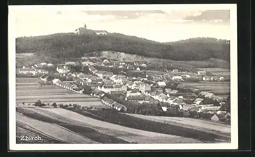 AK Zbiroh, Panoramablick auf Ort und Schloss