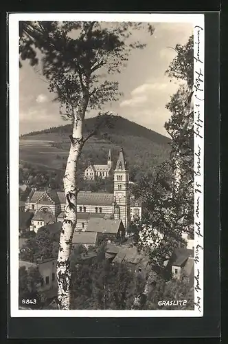 AK Graslitz, Blick von einer Anhöhe auf die Kirche