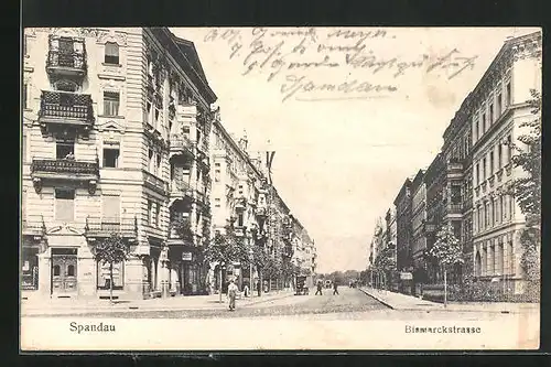 AK Spandau, Bismarckstrasse mit Wohnhäusern